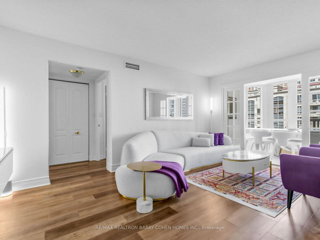 812 - 5418 Yonge Street