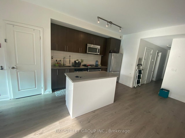 53 - 780 SHEPPARD Avenue E