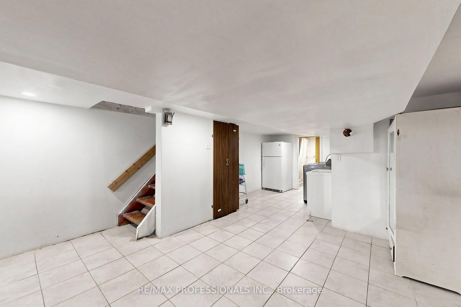 2 Muir Avenue • Toronto, ON photo 25