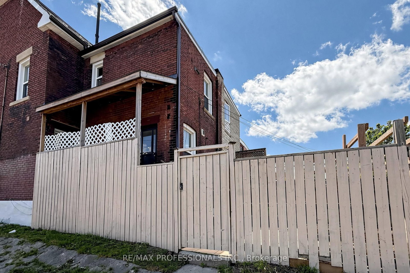 2 Muir Avenue • Toronto, ON photo 33