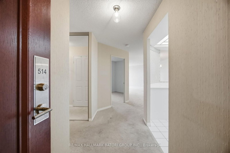 514 - 1121 Steeles Avenue W W