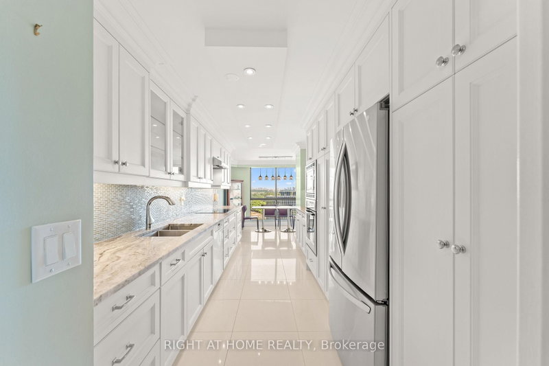 1503 - 3 Concorde Place