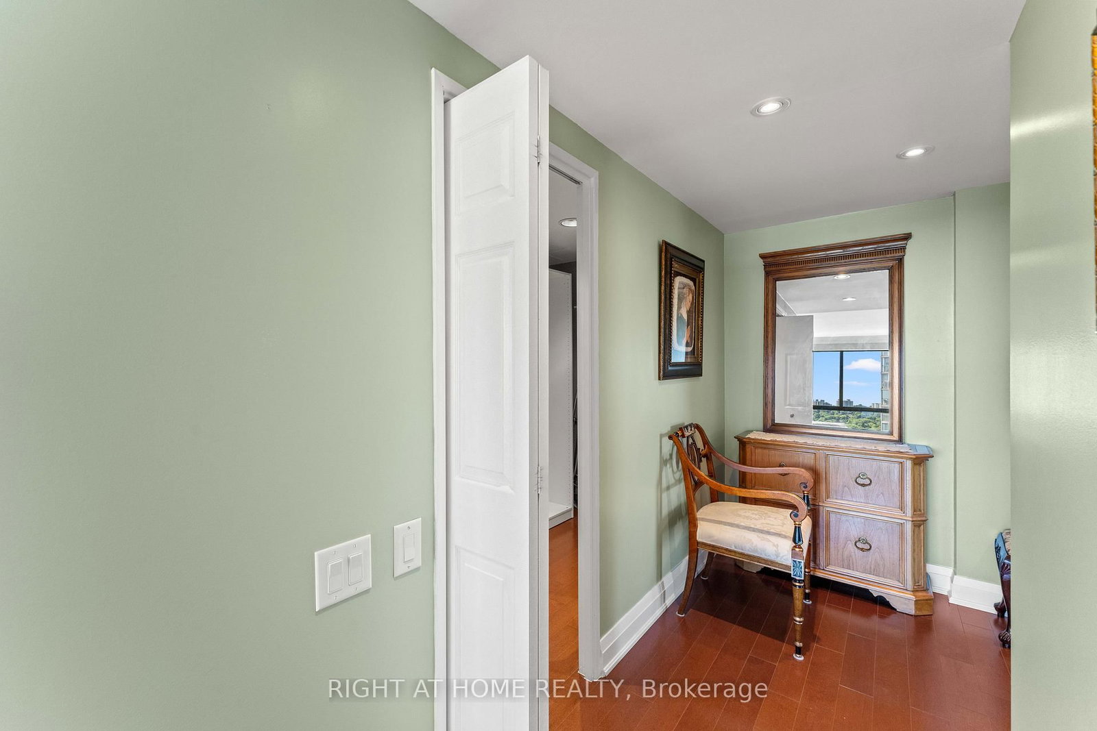3 Concorde Place • #1503 • Toronto, ON photo 16