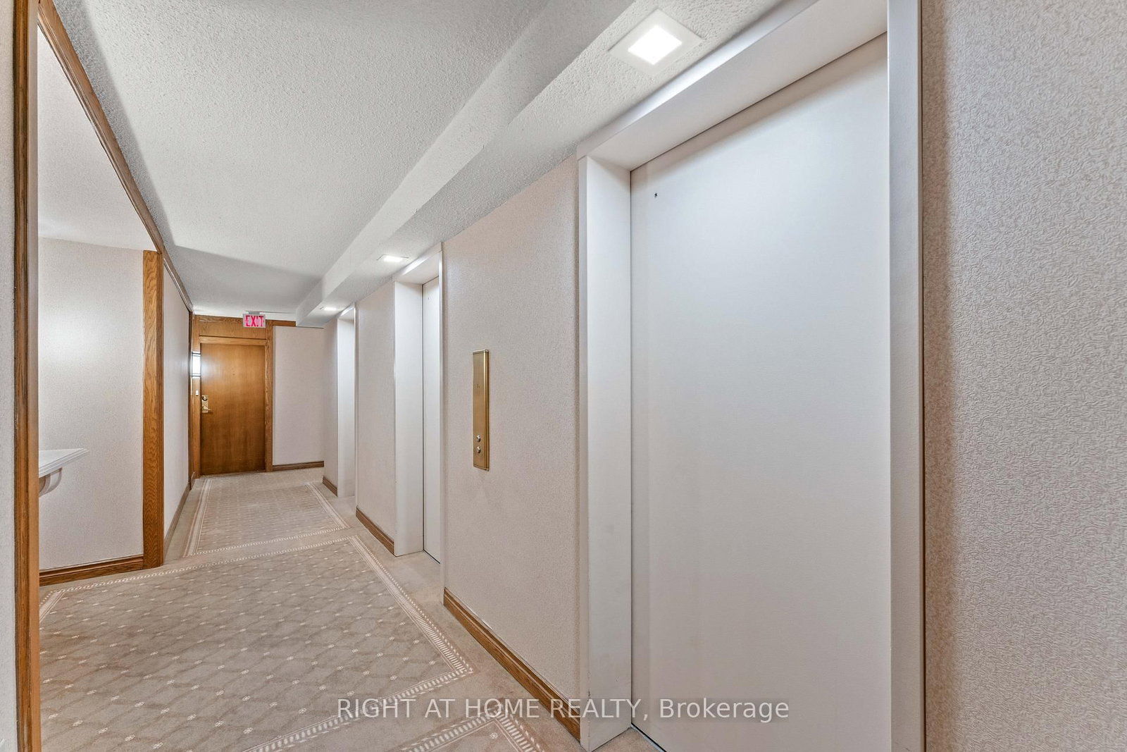 3 Concorde Place • #1503 • Toronto, ON photo 39