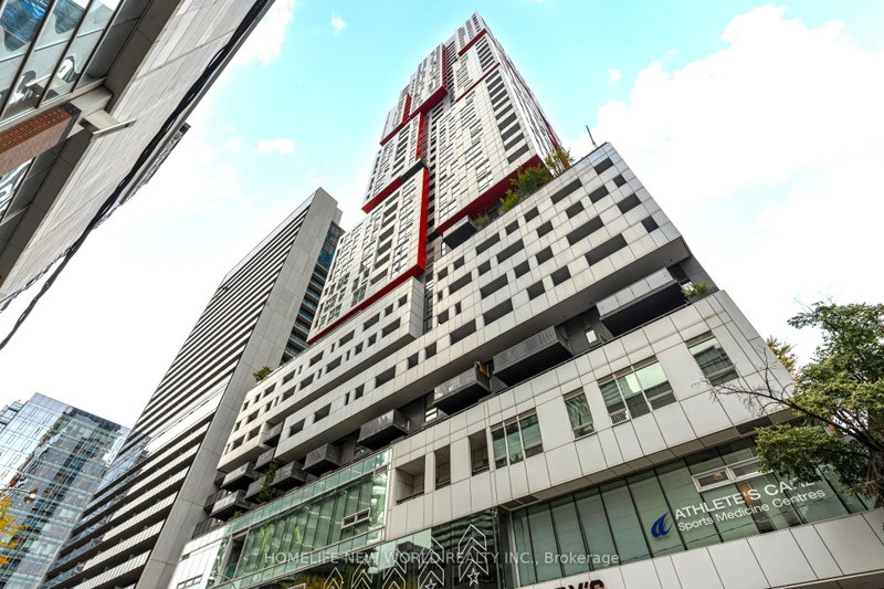 home for lease on 2804-318 Richmond Street W