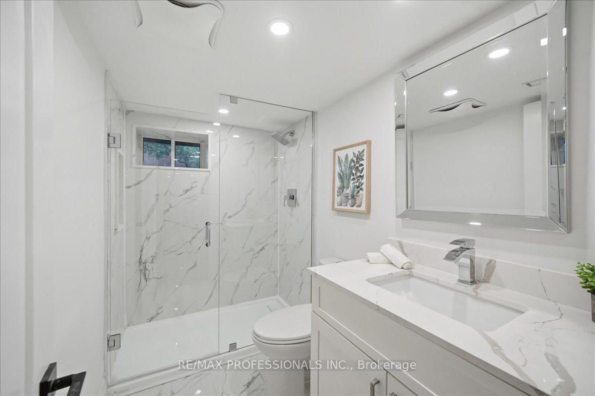 777 Dufferin Street • Toronto, ON photo 36