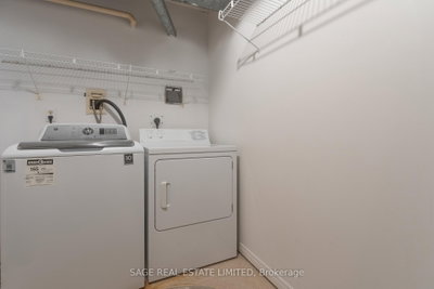 25 George Street • #302 • Toronto, ON