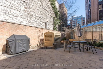 25 George Street • #302 • Toronto, ON
