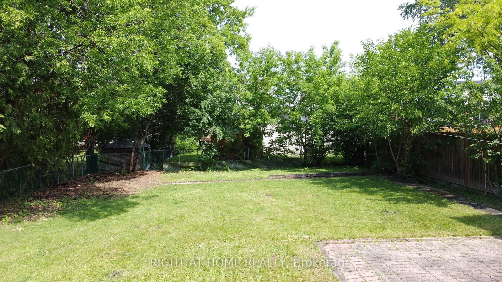 Listing Image 22