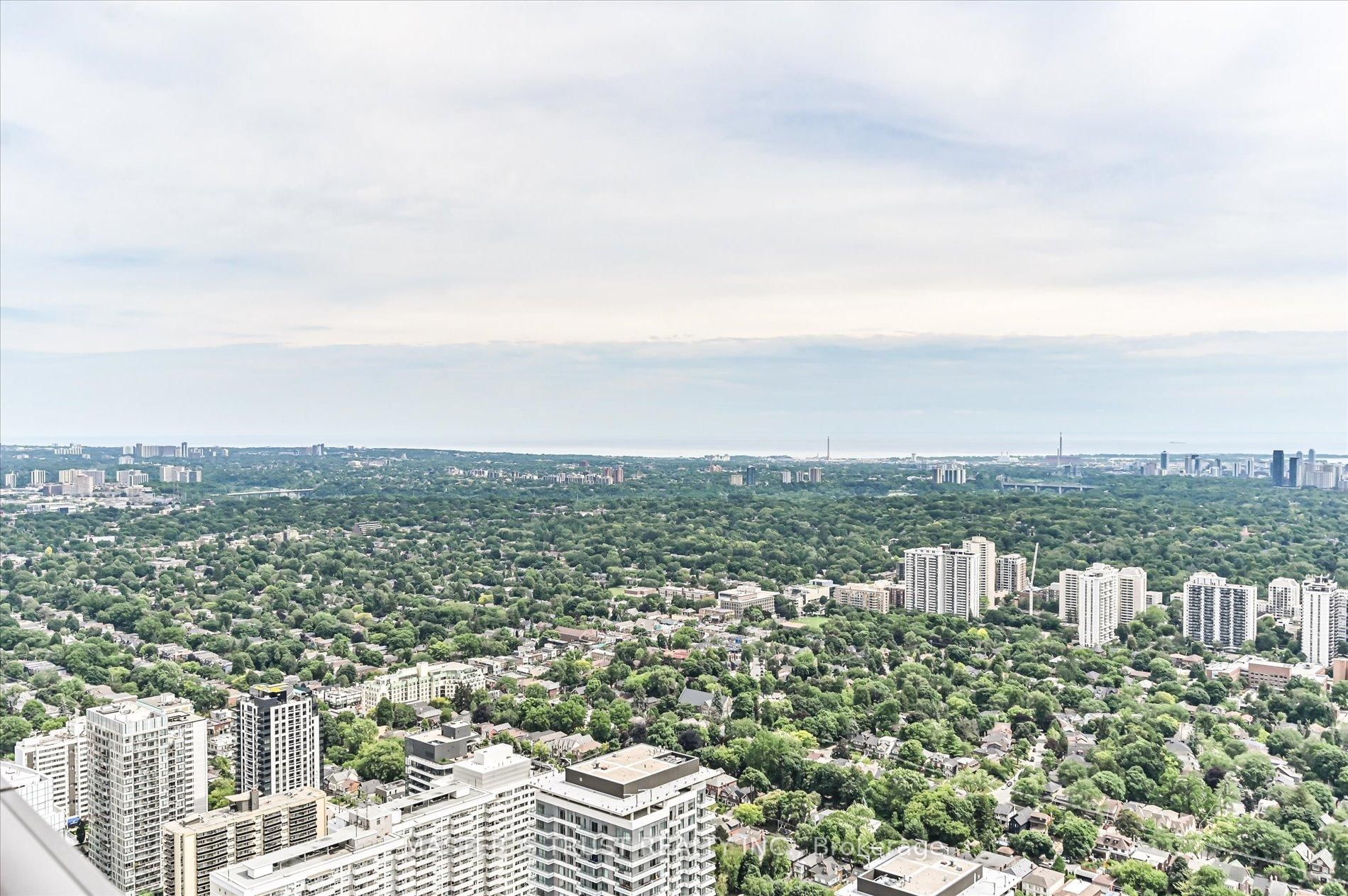 8 Eglinton Avenue E, Unit PH5801