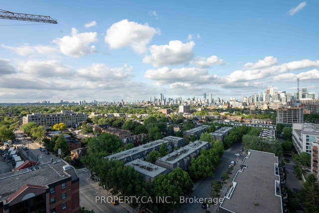 Ph05 - 1030 King Street W