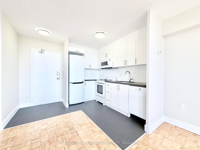 1103 - 1500 Bathurst Street