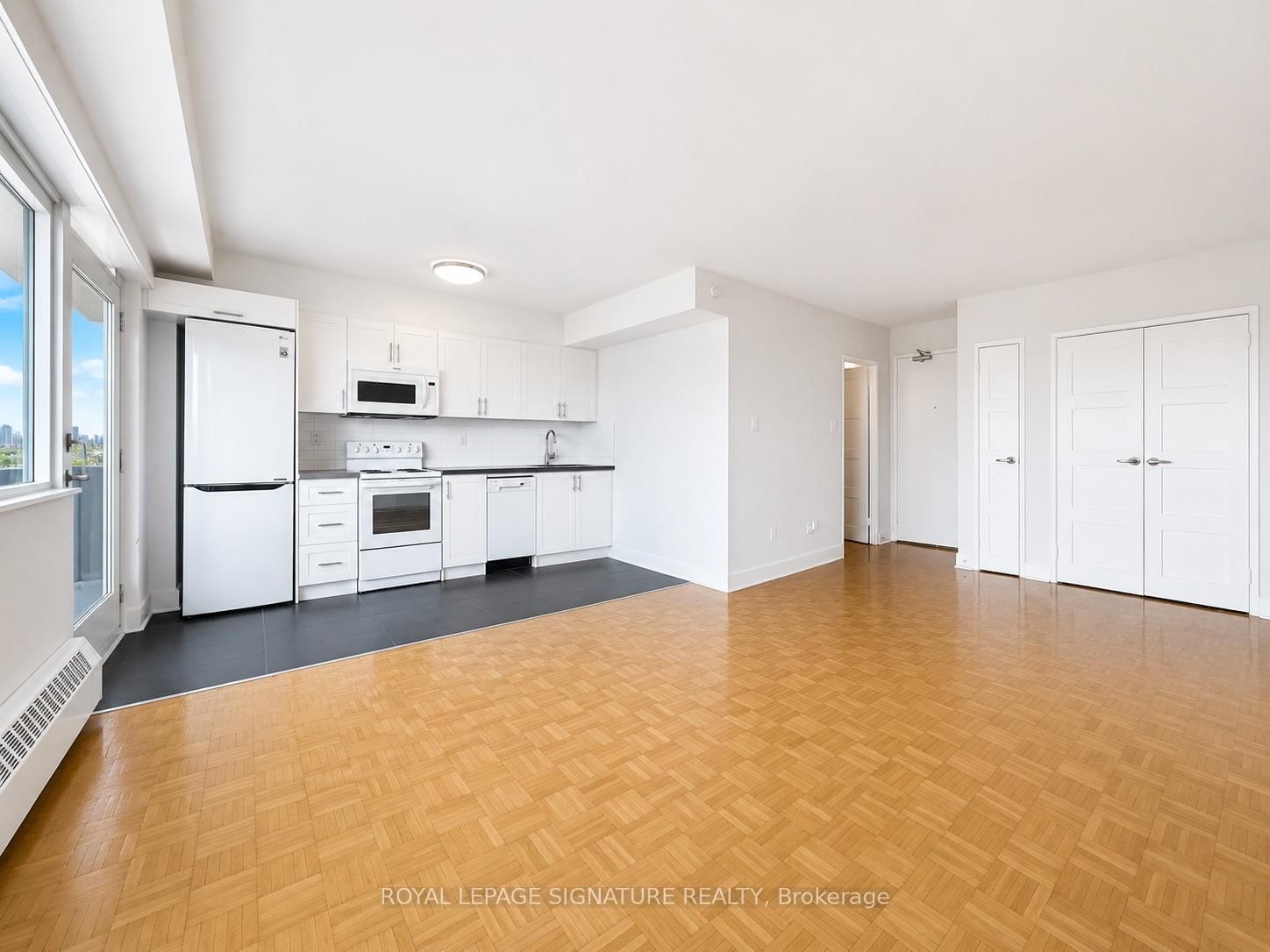 908-276 St George Street, Toronto, ON