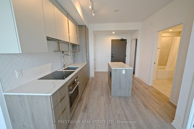 1110 - 15 Holmes Avenue