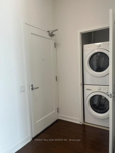 320 Tweedsmuir Avenue, Unit 2804