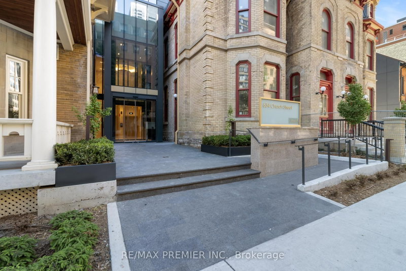 2505 - 634 Church Street
