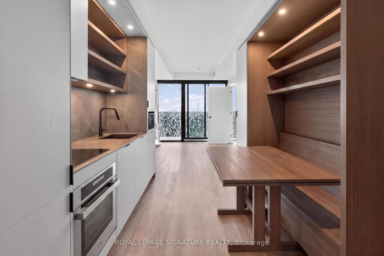 55 E Charles Street • #4303 • Toronto, ON photo 9