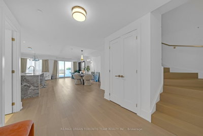 Unit 301 — 155 Merchants Wharf — photo 5