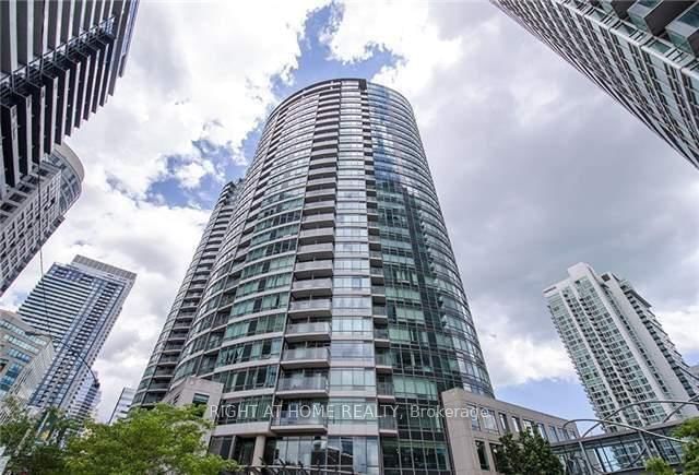 1712 - 373 Front Street W