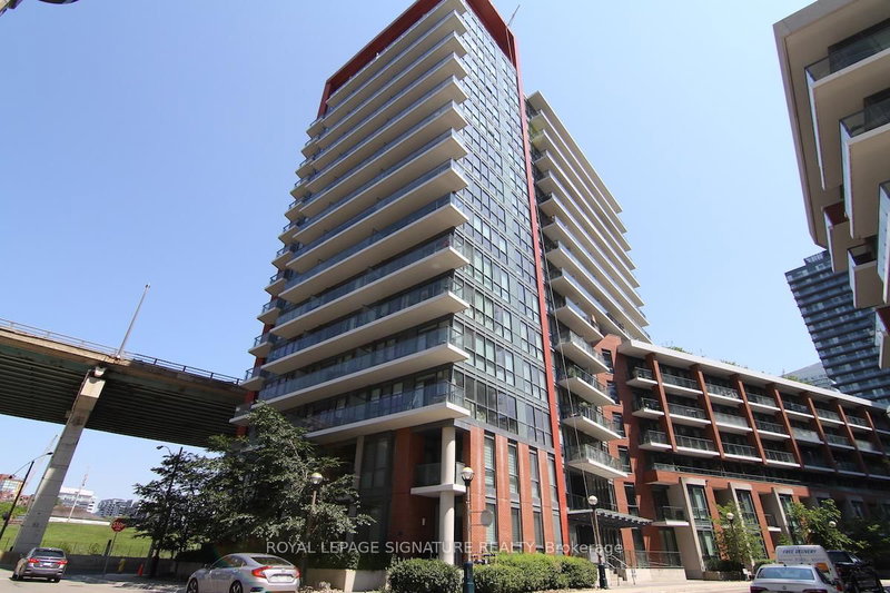 home for lease on 305-50 Bruyeres Mews