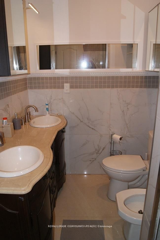 56 Willesden Road • Toronto, ON photo 14