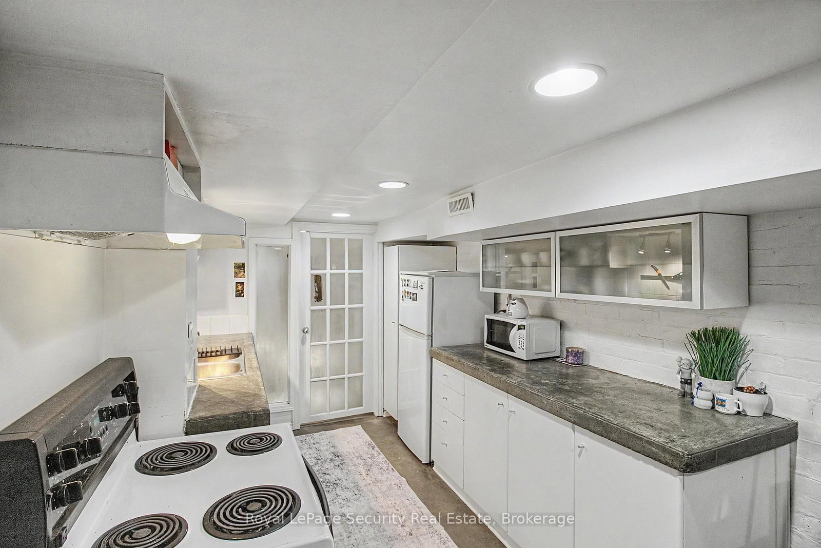 410 Manning Avenue • Toronto, ON photo 36