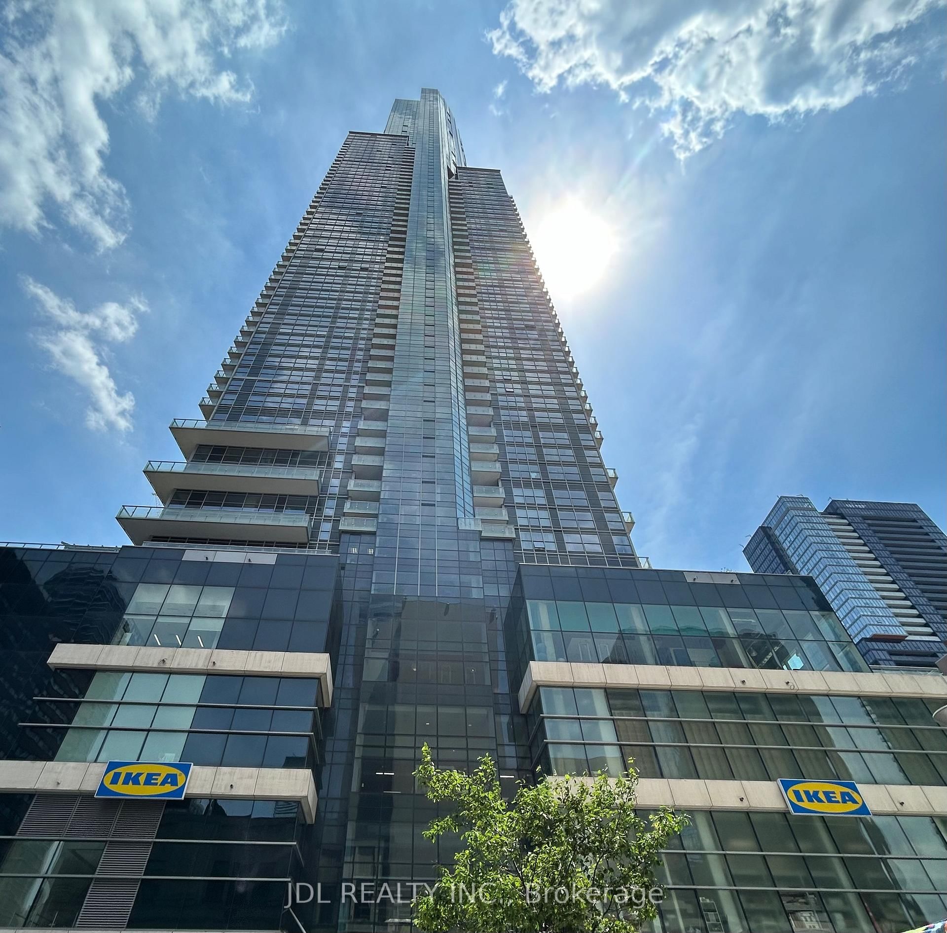 384 Yonge St Street, Unit #3