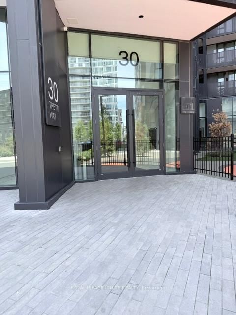 418 - 30 Tretti Way