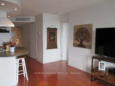 Unit 401 — 550 Queens Quay W — photo 4