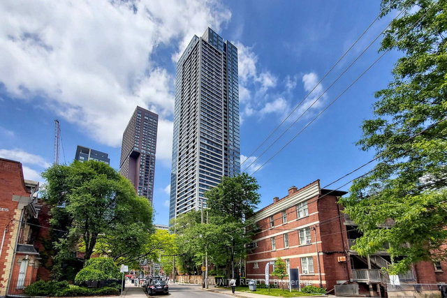 507 - 609 Sherbourne Street E