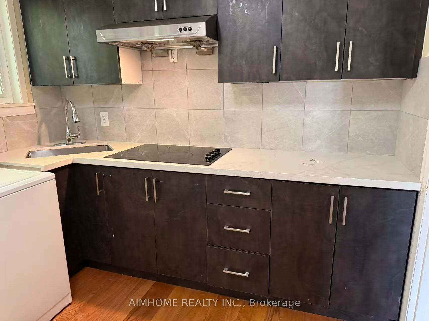 256 Patricia Avenue, Unit Main