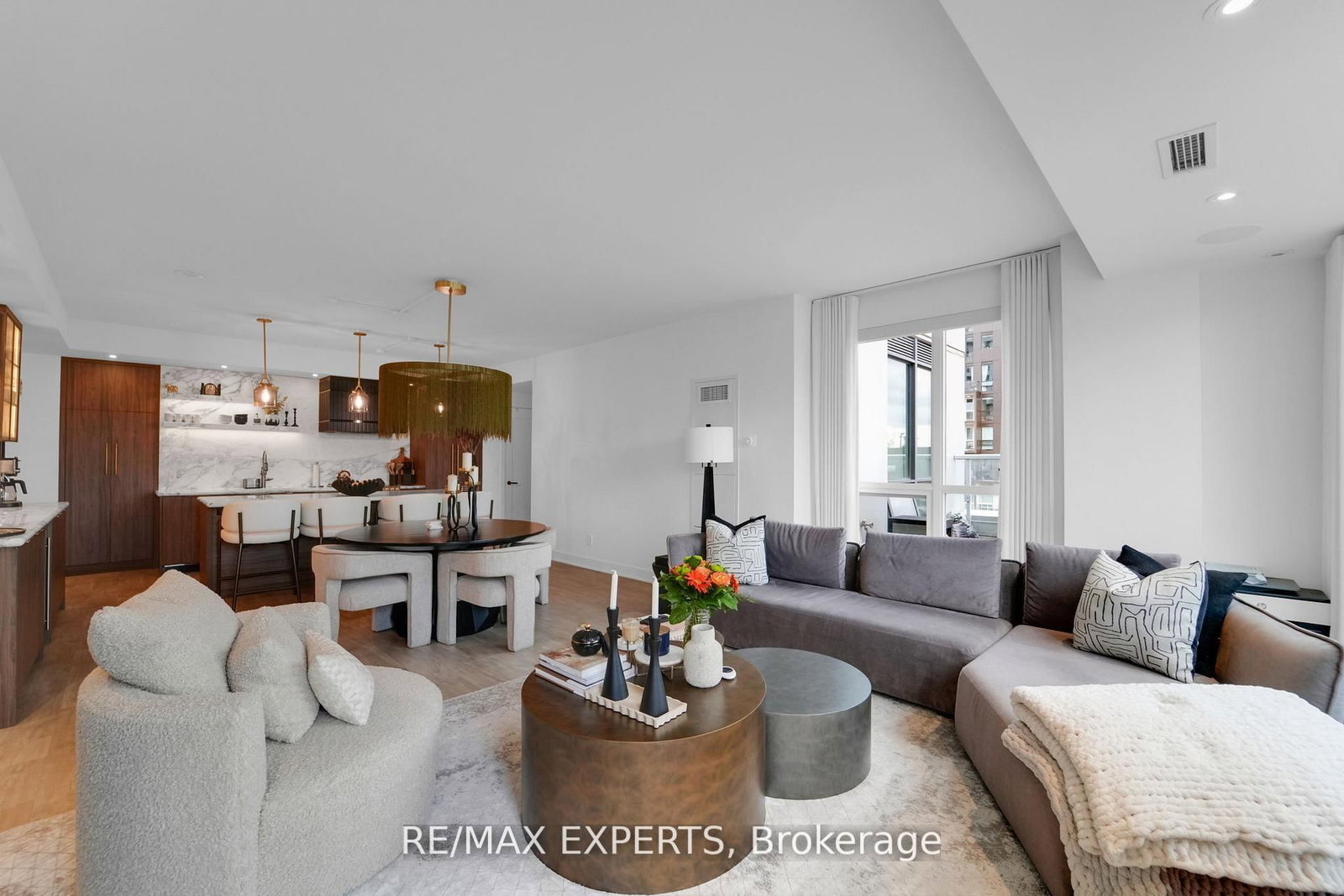 38 Cameron Street • #605 • Toronto, ON photo 17