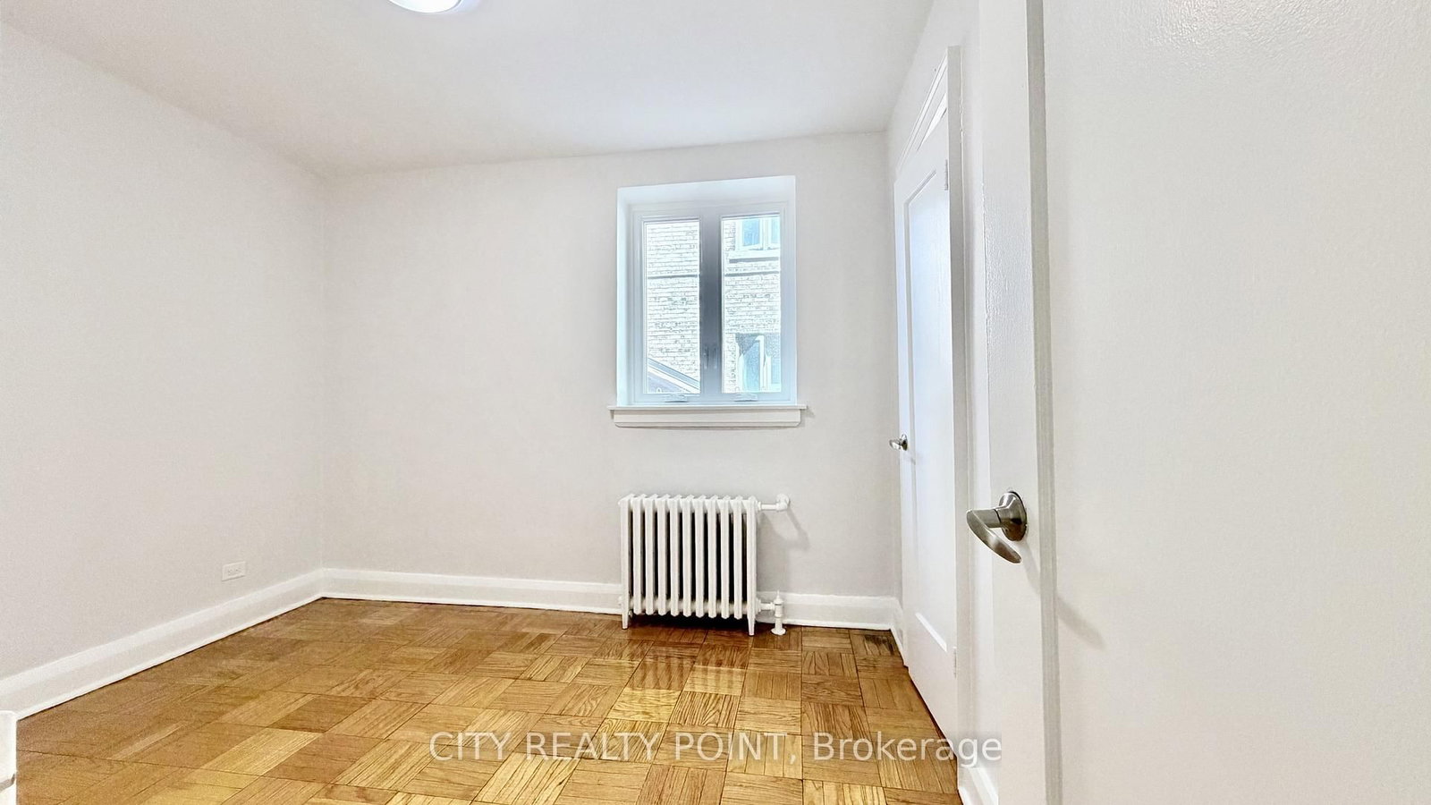 218-396 Avenue Road, Toronto, ON, photo 5