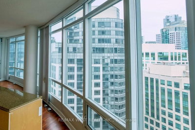 373 Front Street • #2509 • Toronto, ON