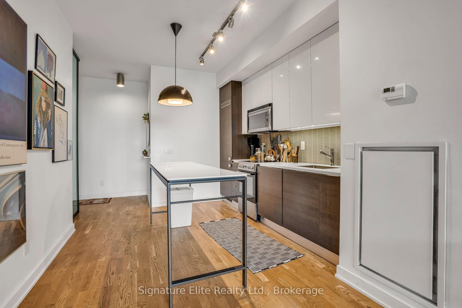 8 Dovercourt Road • #402 • Toronto, ON photo 11