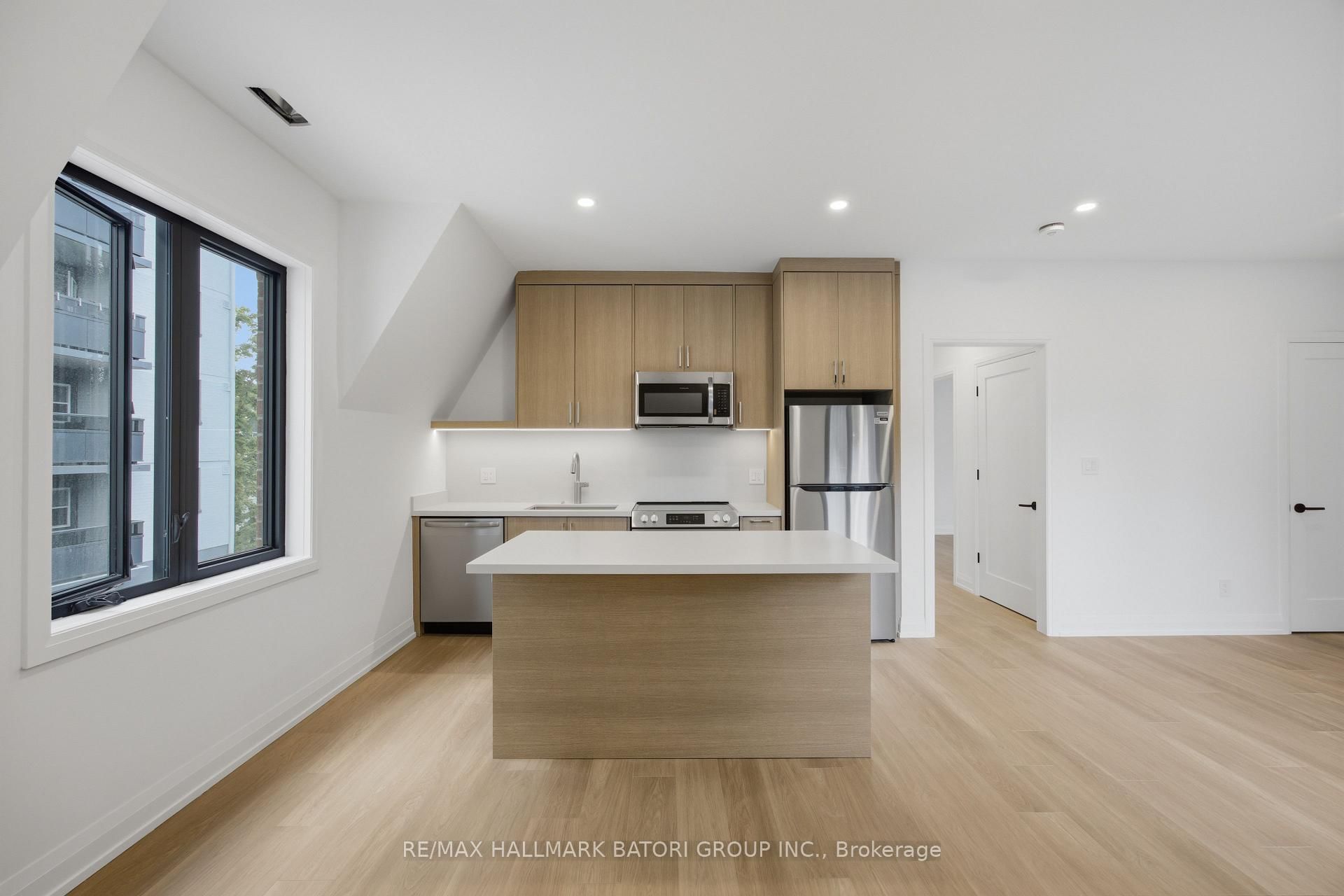 56 Camberwell Road, Unit 3