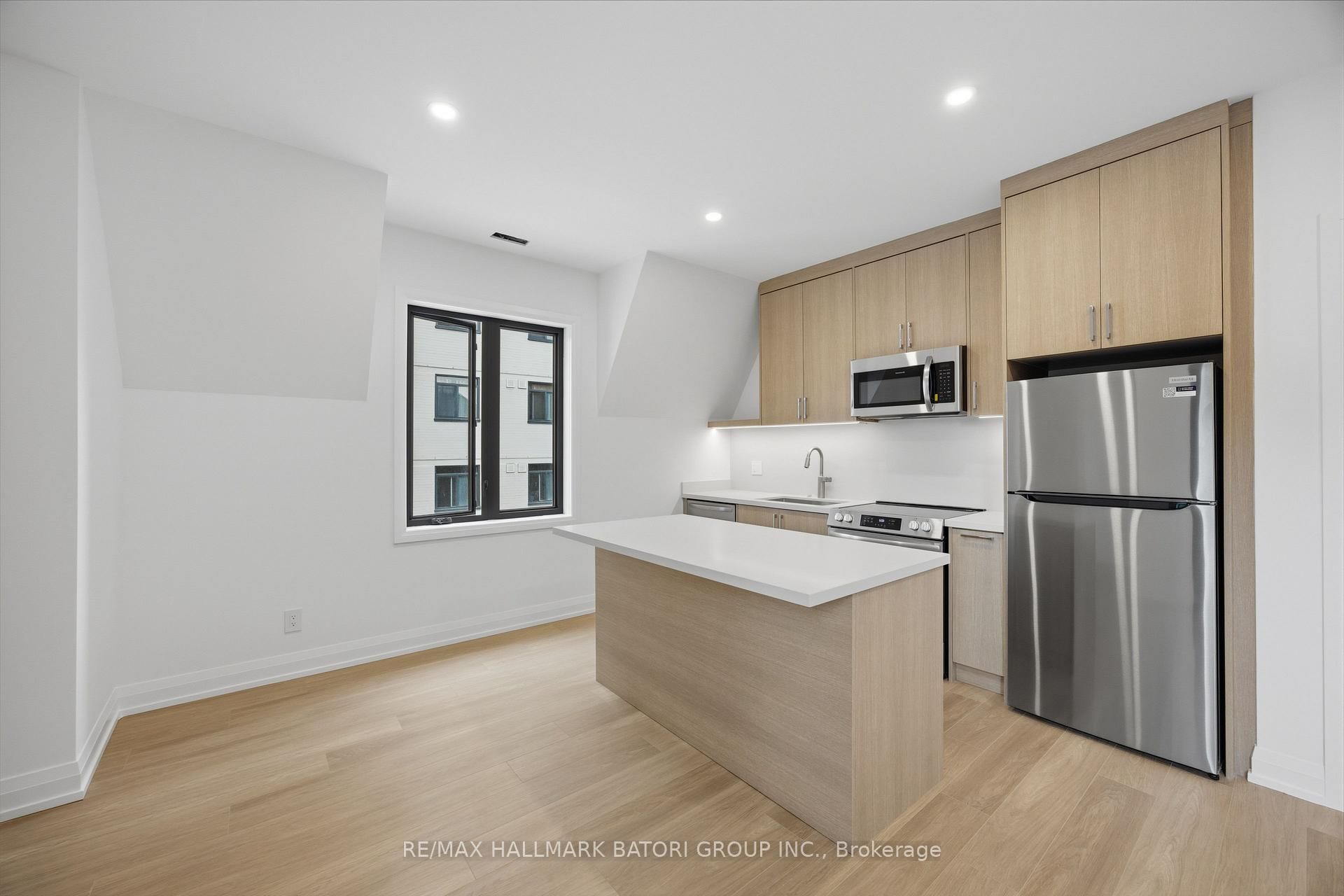 56 Camberwell Road, Unit 3