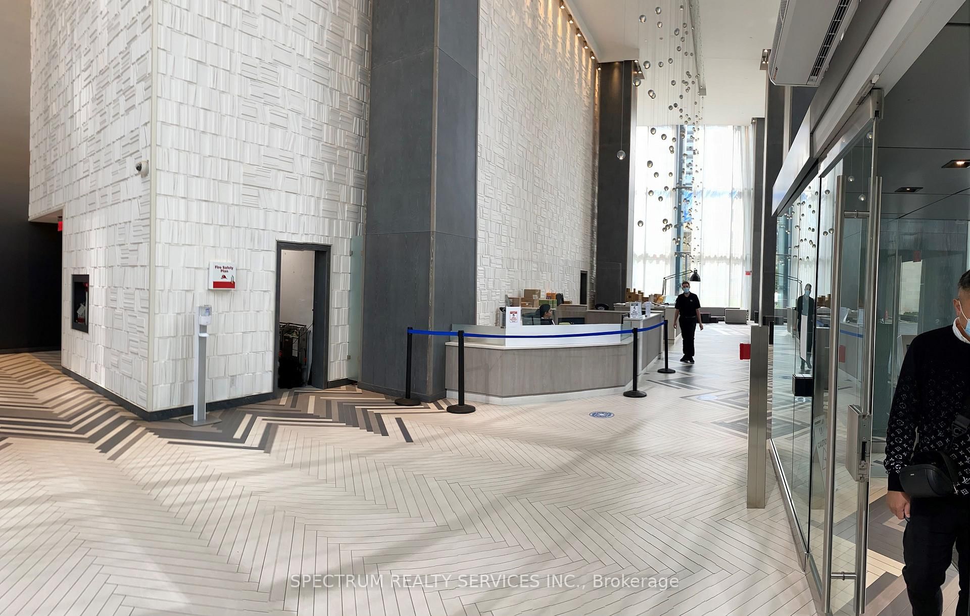 1080 Bay Street, Unit 408