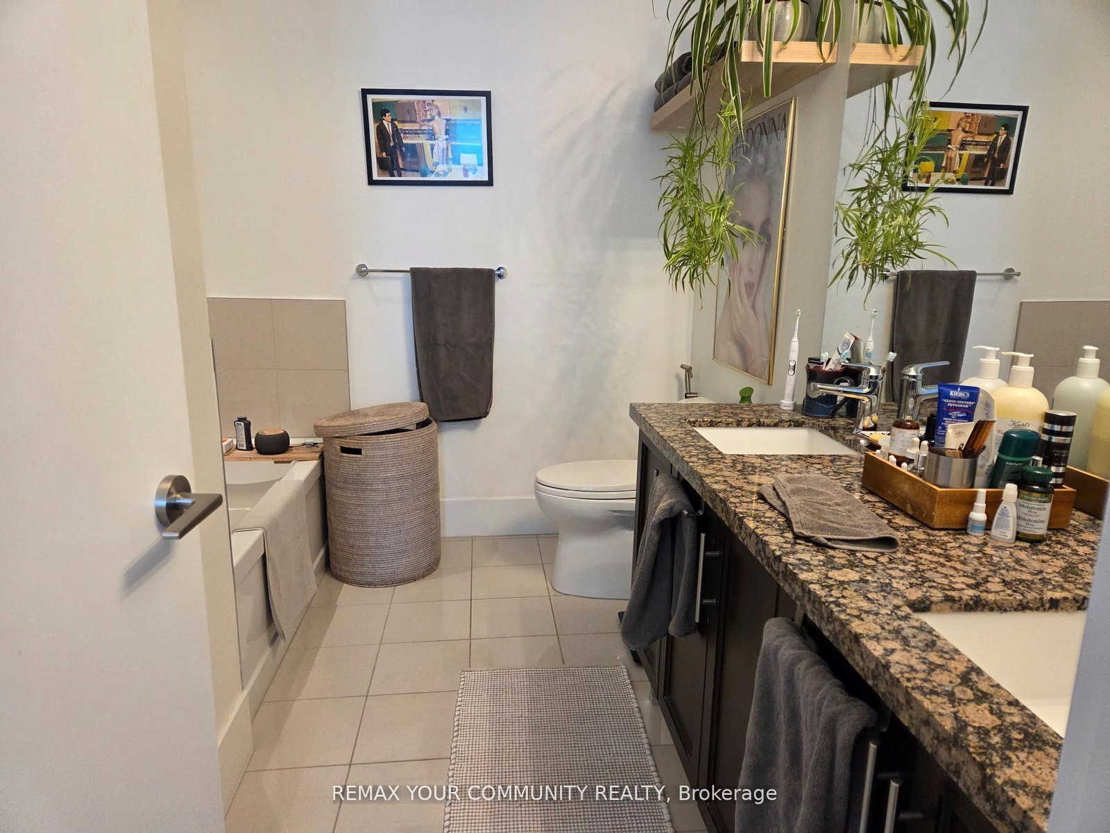 39 Queens Quay E • #815 • Toronto, ON photo 11