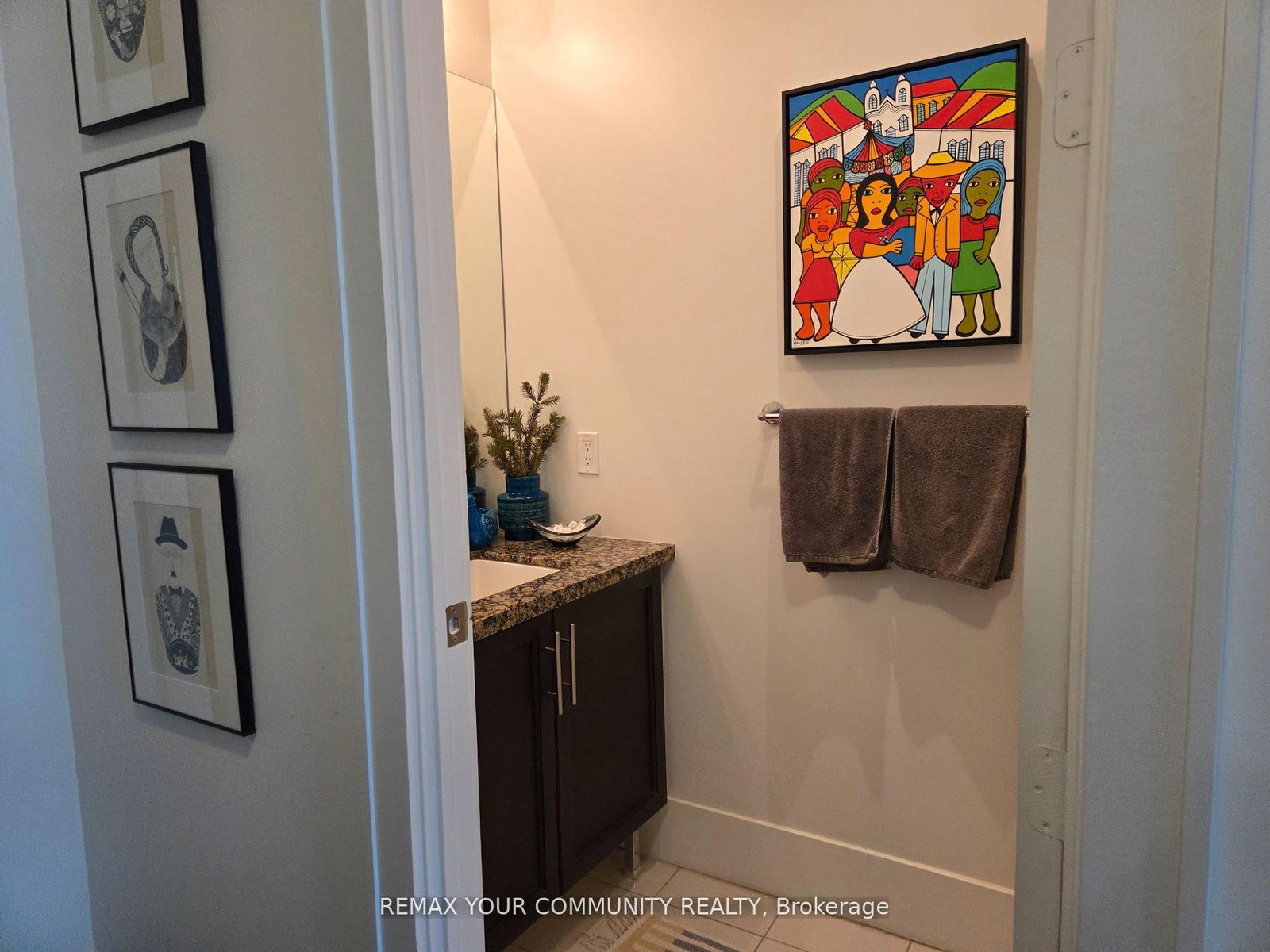 39 Queens Quay E • #815 • Toronto, ON photo 17