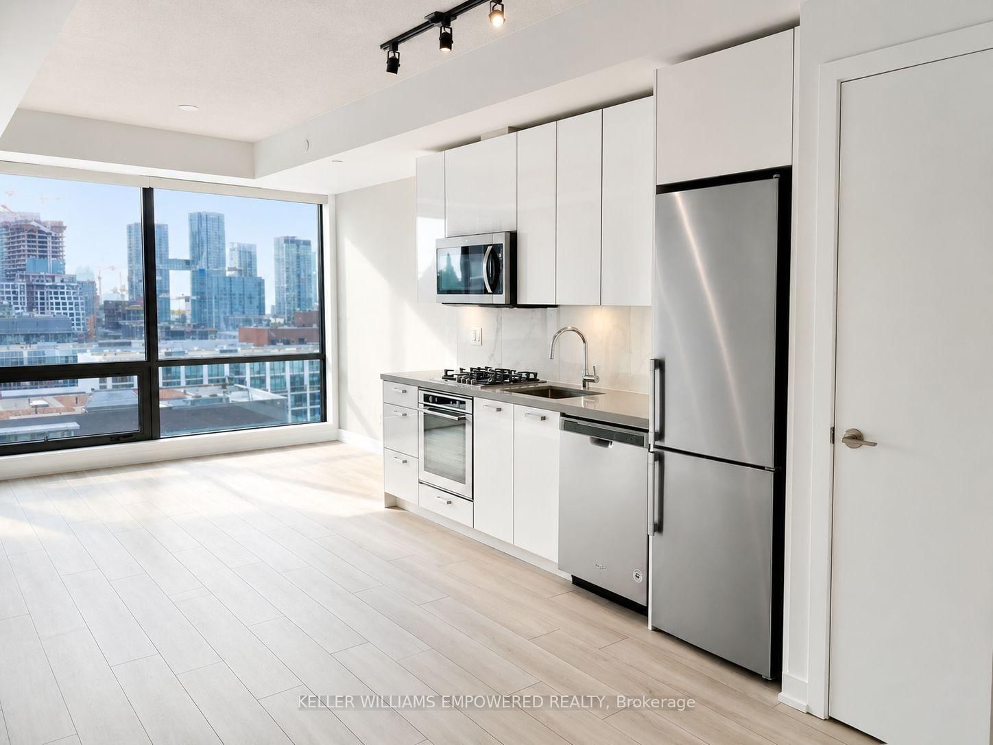 458 Richmond Street W, Unit 1404