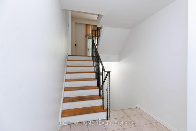 42 Vicora Linkway