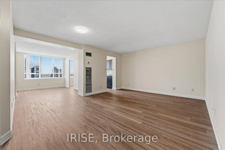1913 - 633 Bay Street