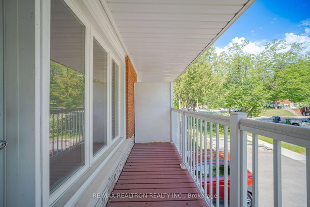 14 Castlebury Crescent