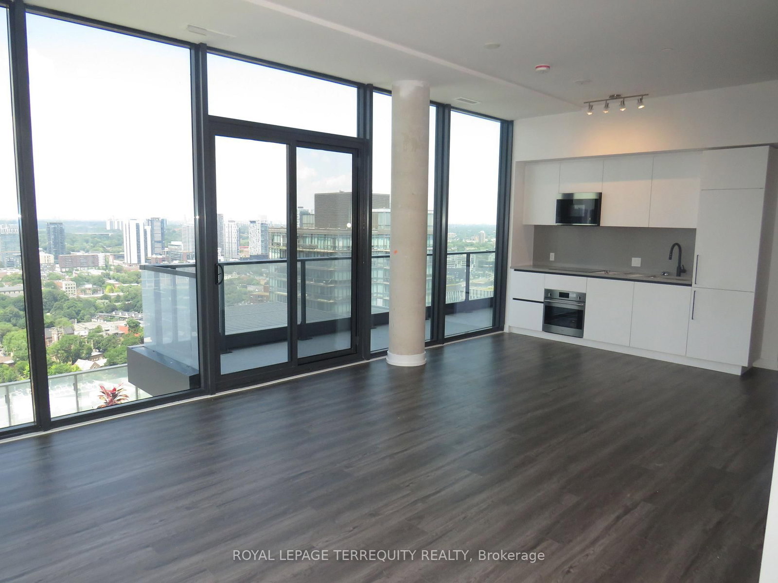 35 Parliament Street • #3304 • Toronto, ON photo 11
