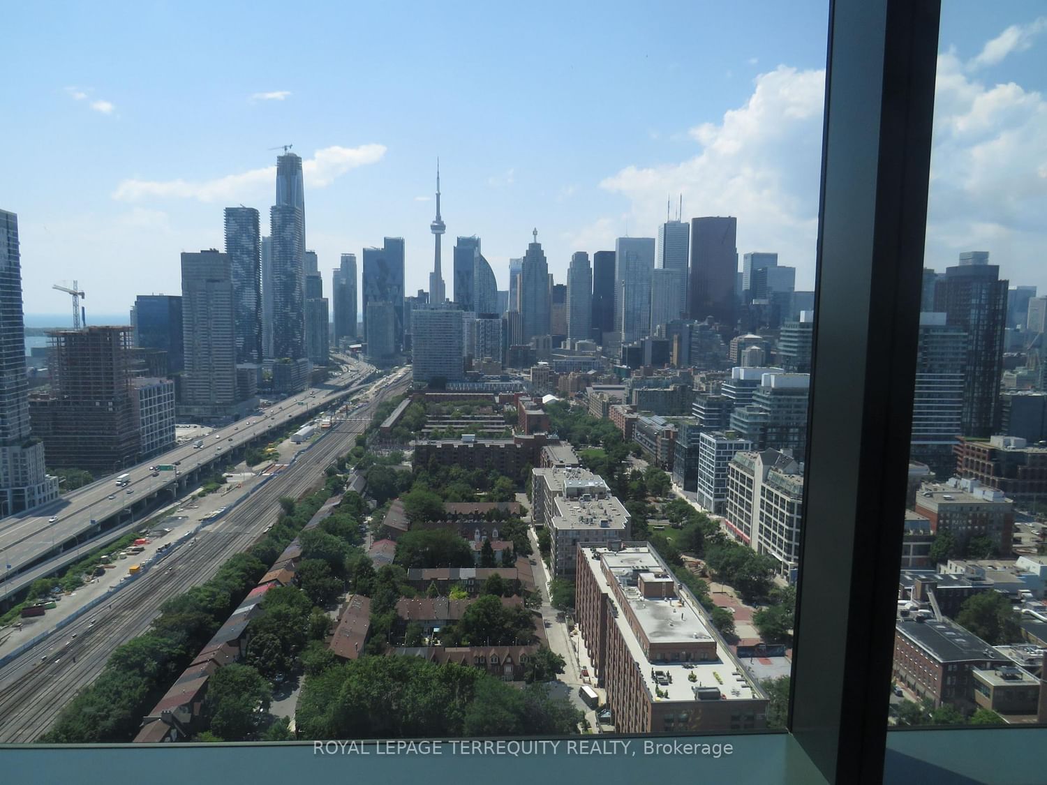 35 Parliament Street • #3304 • Toronto, ON photo 23