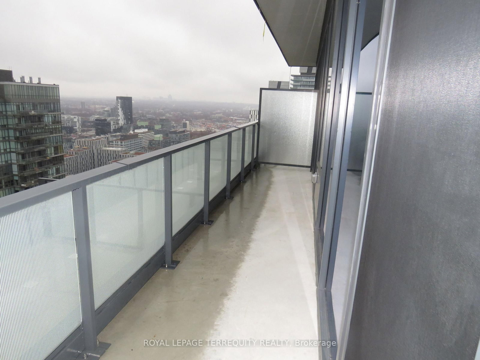 35 Parliament Street • #3304 • Toronto, ON photo 6