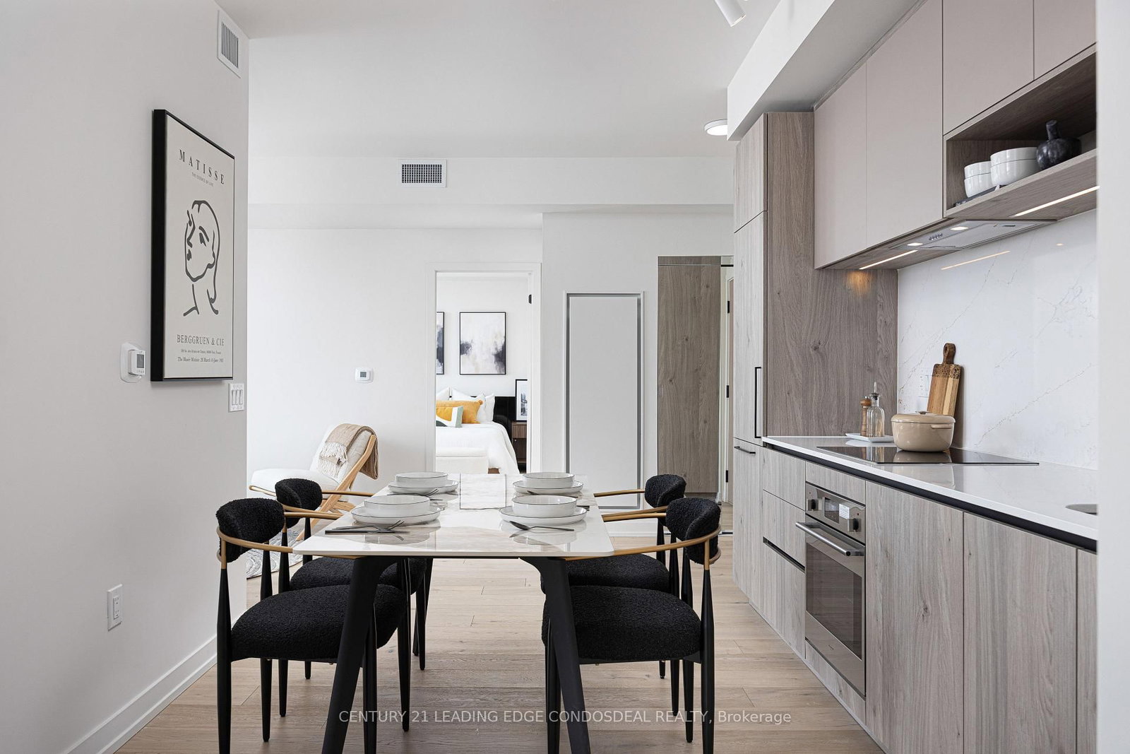 181 Sterling Road • #1402 • Toronto, ON photo 6