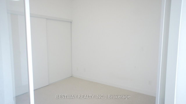355 - 621 Sheppard Avenue E