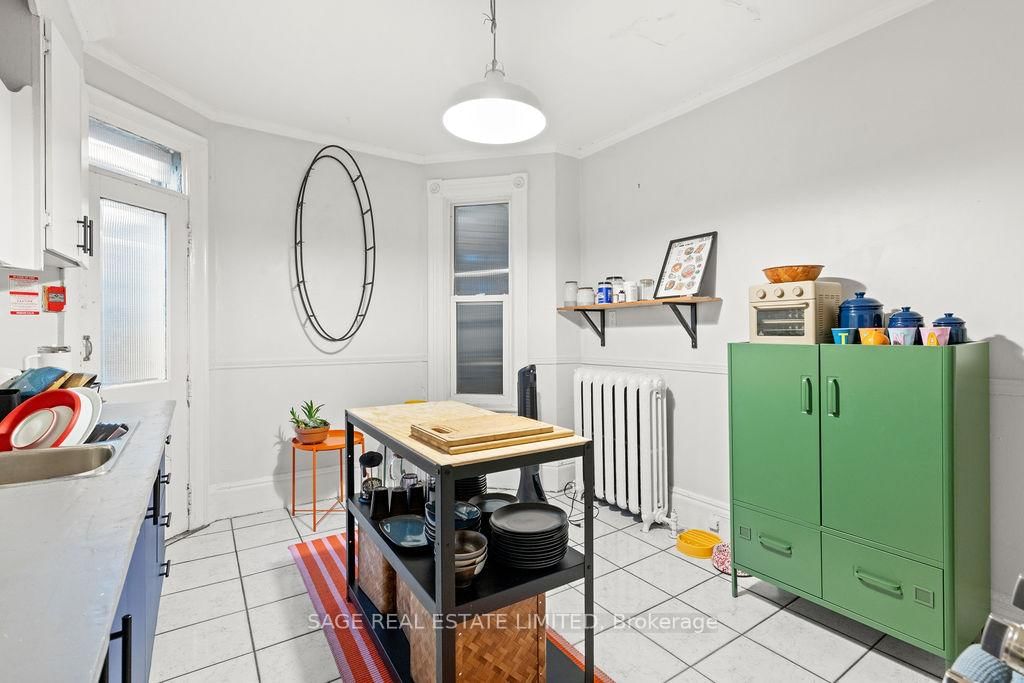 278 Crawford Street • Toronto, ON photo 12